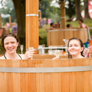 Luxury spa | Green Man Festival 2017 | Bathing under the Sky